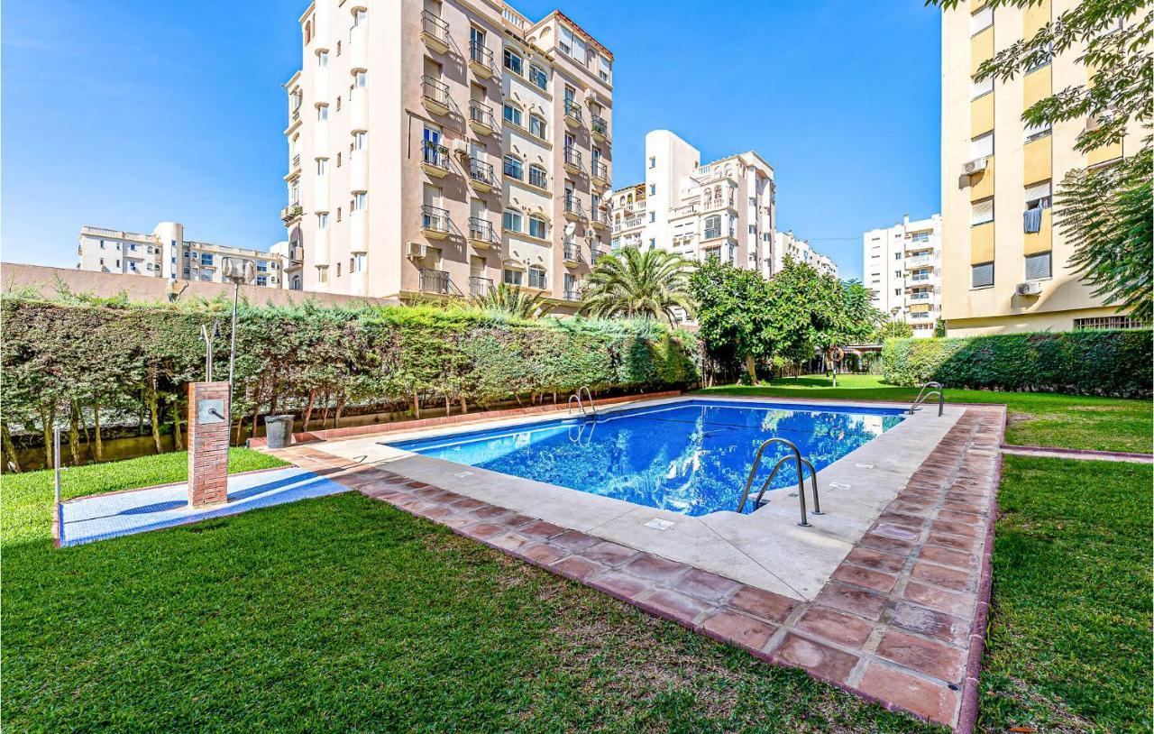 4 Bedroom Nice Apartment In Torremolinos Exteriér fotografie
